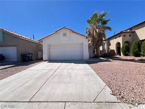 5059 Jacarilla Ln, North Las Vegas, NV, 89031-5564 | Card Image