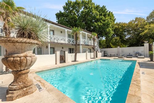 apt-133-5925 E University Blvd, Dallas, TX, 75206-9112 | Card Image