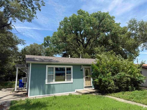 1208 Downtain St, Junction City, KS, 66441-1934 | Card Image