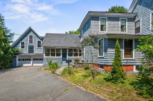 182 Cottage St, Littleton, NH, 03561-4204 | Card Image