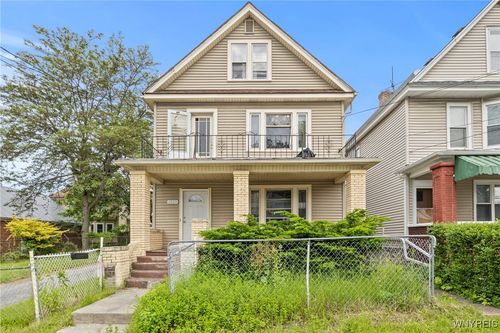 1319 Electric Ave, Lackawanna, NY, 14218-1429 | Card Image