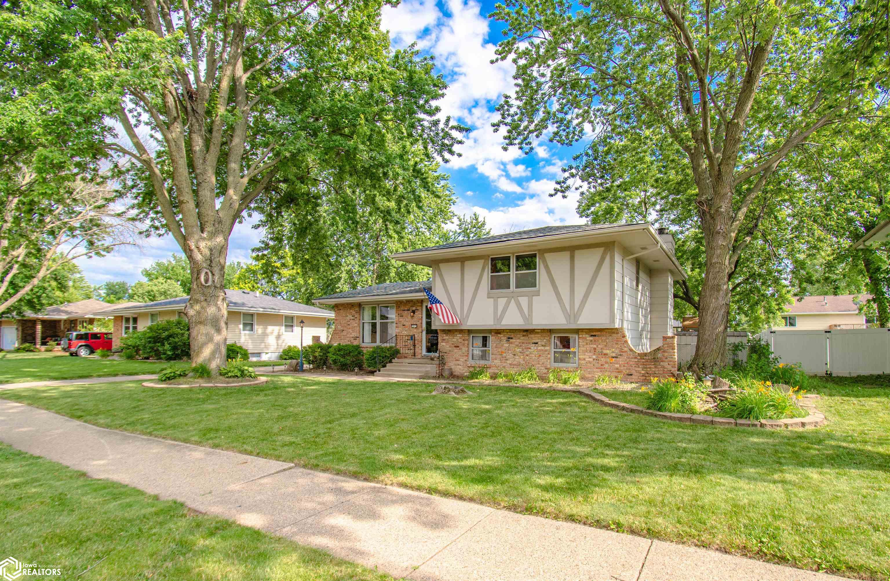 10th St, Ankeny, IA 50023