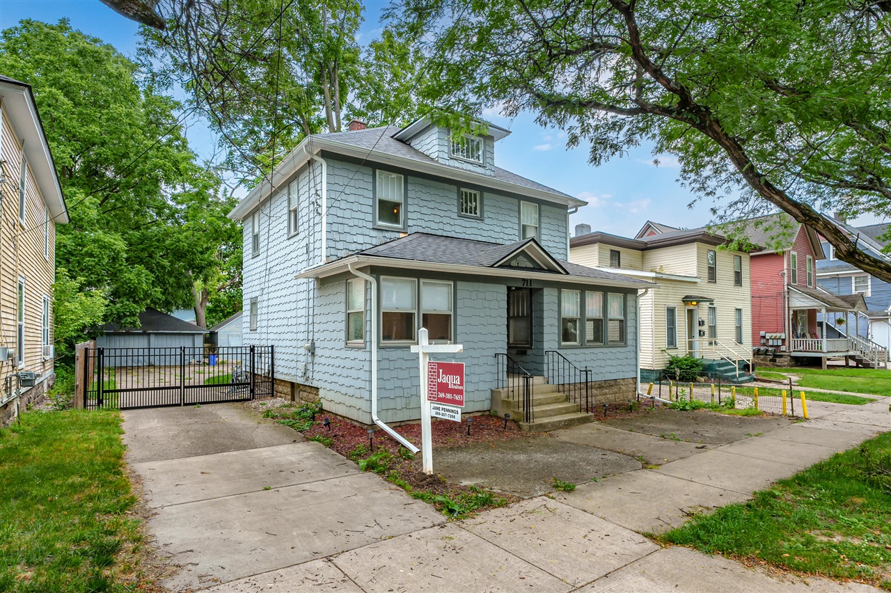 Locust St, Kalamazoo, MI 49007