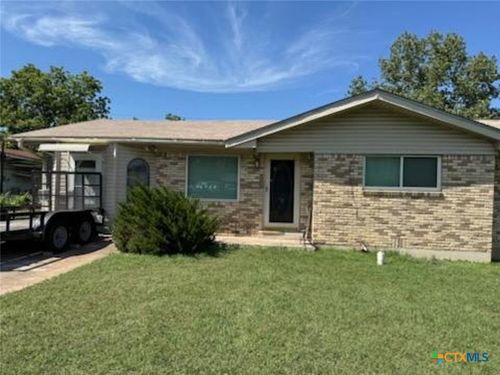 109 W Robin Ln, Harker Heights, TX, 76548-1735 | Card Image