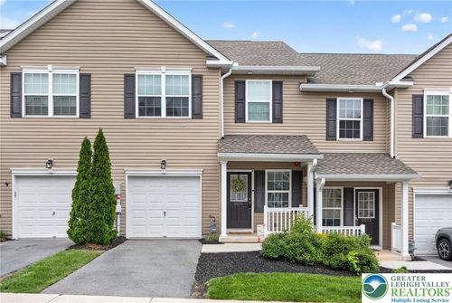 2271 Rising Hill Rd, Whitehall, PA, 18052-3984 | Card Image
