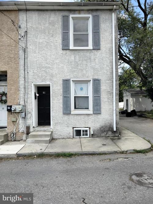 19 Roberts Aly, NORRISTOWN, PA, 19401 | Card Image