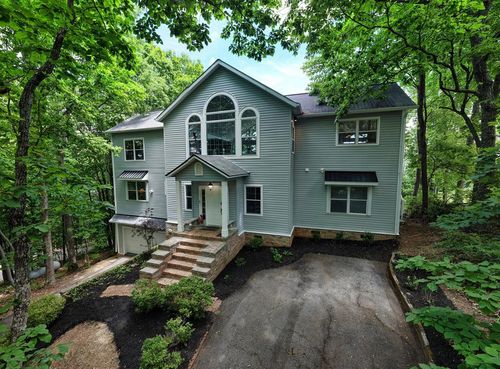 860 Ramey Mountain Rd, Hiawassee, GA, 30546-1542 | Card Image