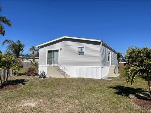 5520 Rainbow Dr, BOKEELIA, FL, 33922-3467 | Card Image