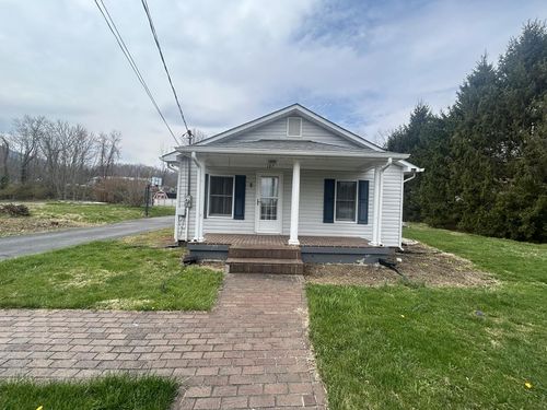 187 Painter St, Tazewell, VA, 24651-9621 | Card Image