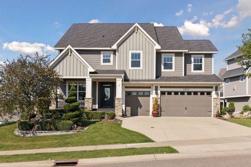 5275 Niagara Ln N, Plymouth, MN, 55446-4597 | Card Image