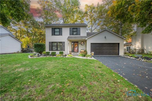 8337 Cherry Blossom Ln Lane, Holland, OH, 43528 | Card Image