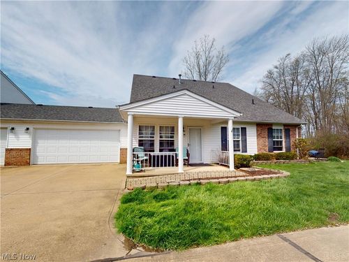 726 N Creek Dr, Painesville, OH, 44077-7709 | Card Image