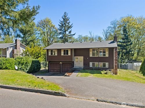 2103 Ponderosa Dr Se, Port Orchard, WA, 98366-5739 | Card Image