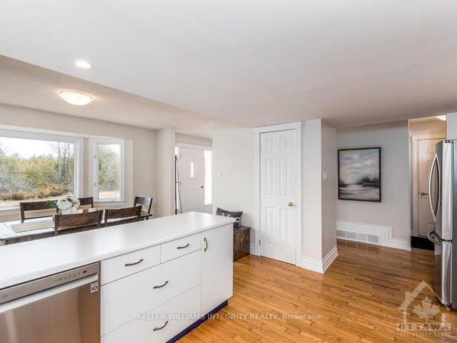 3603 Vaughan Side Rd, House other with 2 bedrooms, 3 bathrooms and 10 parking in Carp ON | Image 8