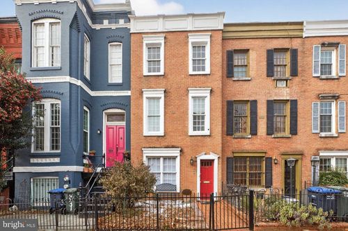 a-329 6th Street Se, WASHINGTON, DC, 20003 | Card Image