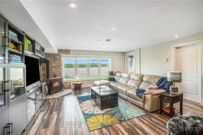 3020 Bay Rd, House other with 1 bedrooms, 2 bathrooms and 10 parking in Alfred ON | Image 16