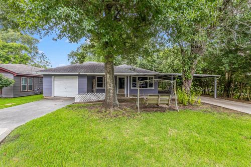 3210 East Drive, Groves, TX, 77619 | Card Image
