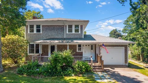 20 Quaker Rd, Falmouth, MA, 02540-4143 | Card Image