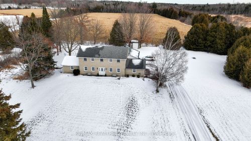 17755 Warden Ave, Sharon, ON, L0G1V0 | Card Image