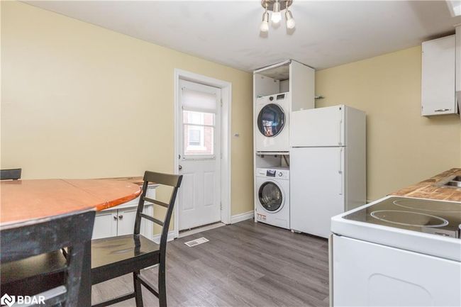 23 Elgin St, Home with 4 bedrooms, 3 bathrooms and 3 parking in Orillia ON | Image 18