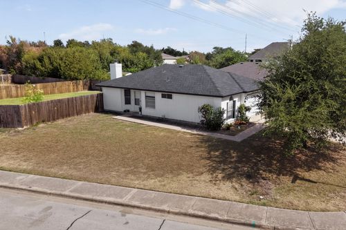 1601 Rusty Nail Loop, Round Rock, TX, 78681-1971 | Card Image