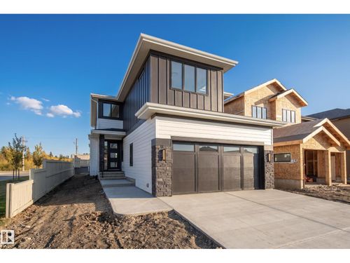 31 Newbury Cir, Sherwood Park, AB, T8B0G1 | Card Image