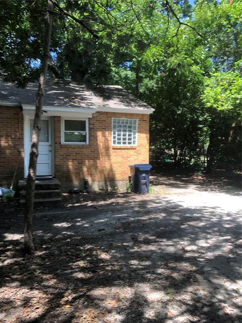904 Denton St, Denton, TX, 76201-2862 | Card Image