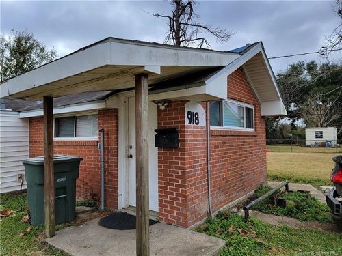 918 Gulf St, Lake Charles, LA, 70601-8729 | Card Image