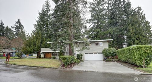 2007 168th Avenue Ne, Bellevue, WA, 98008 | Card Image