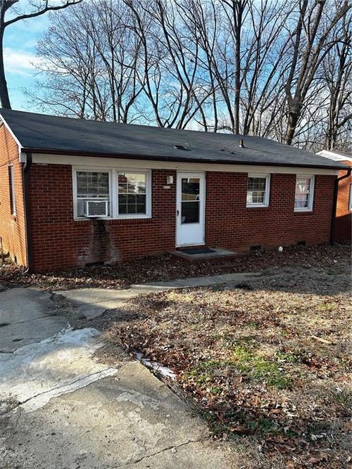 1412 Victory St, Greensboro, NC, 27407-3553 | Card Image