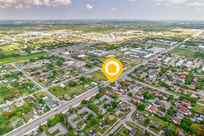 13688 Sw 264 Th Ter, House other with 4 bedrooms, 3 bathrooms and null parking in Homestead FL | Image 41