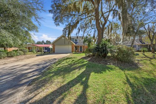 395 Jasmine Ave, Valparaiso, FL, 32580-1609 | Card Image