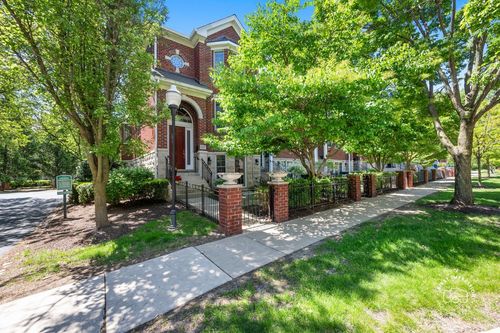 1127-1127 Gilbert Ave, Downers Grove, IL, 60515-4627 | Card Image