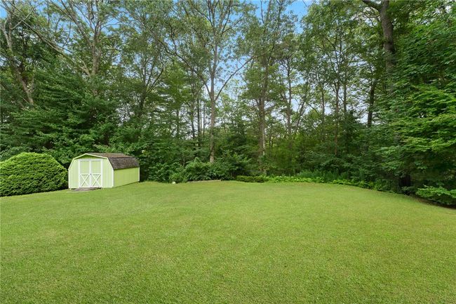 9 Lofty Heights Rd, House other with 3 bedrooms, 2 bathrooms and 4 parking in Westerly RI | Image 6