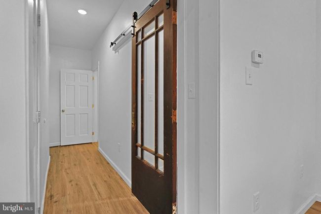 47 Washington St, House other with 4 bedrooms, 2 bathrooms and null parking in Middleport PA | Image 16