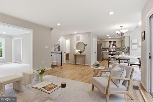 3563 Armfield Farm Dr, CHANTILLY, VA, 20151-3329 | Card Image
