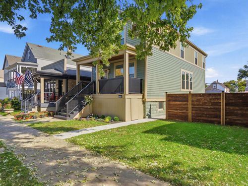 1323 Home Ave, Berwyn, IL, 60402-1239 | Card Image