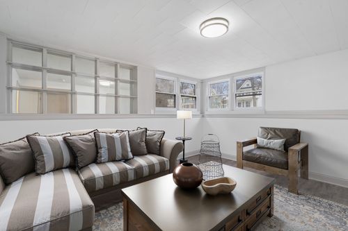 851 S Greenwood Ave, Kankakee, IL, 60901-5208 | Card Image