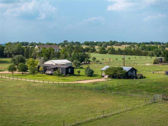 3643 Noak Rd, Home with 6 bedrooms, 4 bathrooms and null parking in Round Top TX | Image 24