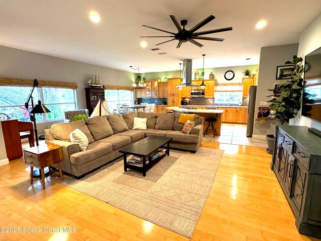 52 Riverview Ln, House other with 5 bedrooms, 3 bathrooms and null parking in Cocoa Beach FL | Image 19