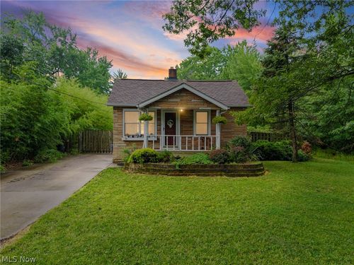 21073 Morris Dr, Strongsville, OH, 44149-4823 | Card Image
