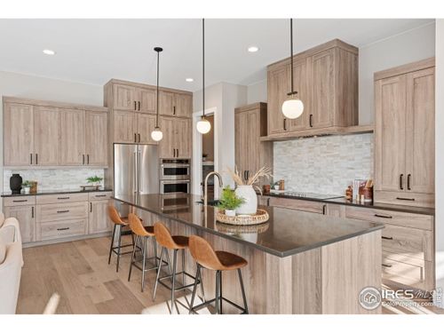 927 William Way, Berthoud, CO, 80513-2774 | Card Image