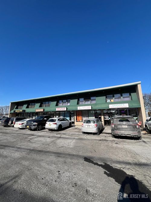 ste-f-1510 Roosevelt Ave, Carteret, NJ, 07008-1351 | Card Image