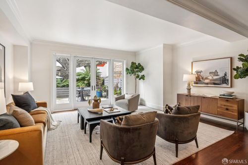 1d-1645 Pacific Ave, San Francisco, CA, 94109-2795 | Card Image