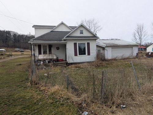 8455 Mckinley St, Crooksville, OH, 43731-9602 | Card Image
