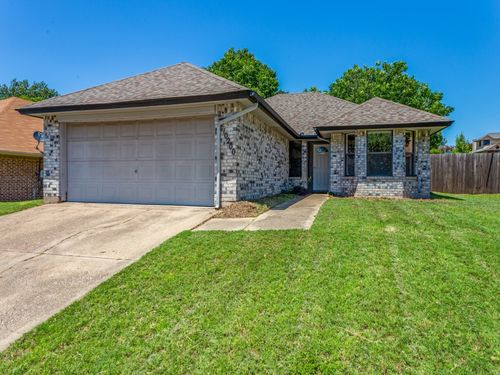 10200 Pack Saddle Ct, Fort Worth, TX, 76108-4132 | Card Image