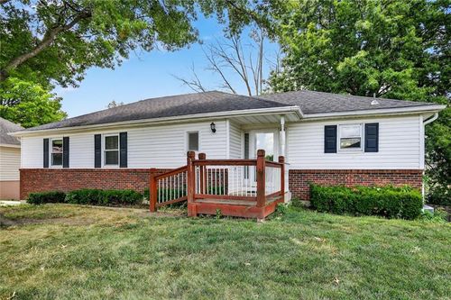 1725 S Kiowa Dr, Olathe, KS, 66062-2447 | Card Image