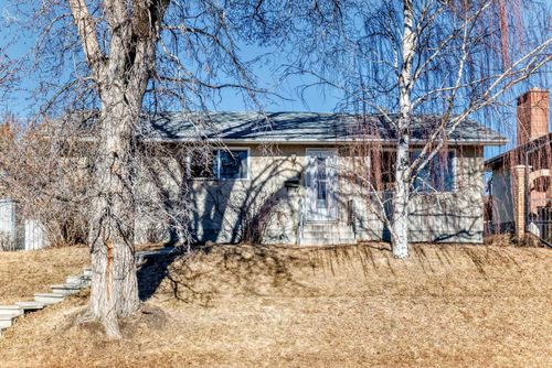 244 Huntridge Road Ne, Calgary, AB, T2K4B6 | Card Image