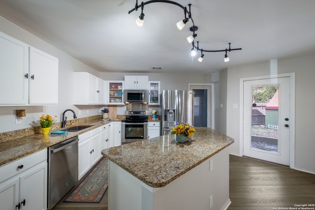 2941 Candleberry Dr, House other with 4 bedrooms, 3 bathrooms and null parking in Schertz TX | Image 8