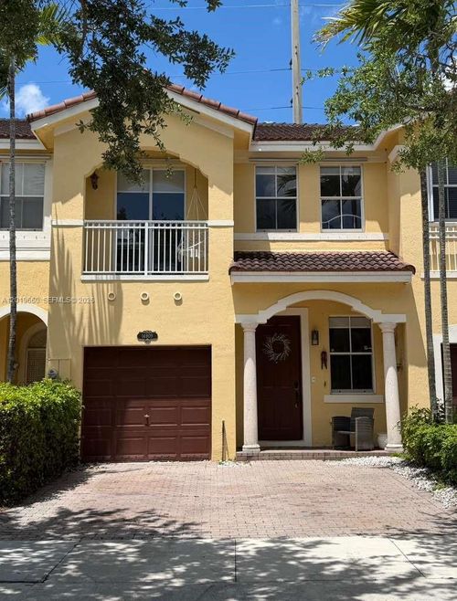 14909 Sw 8th Ter, Miami, FL, 33194 | Card Image
